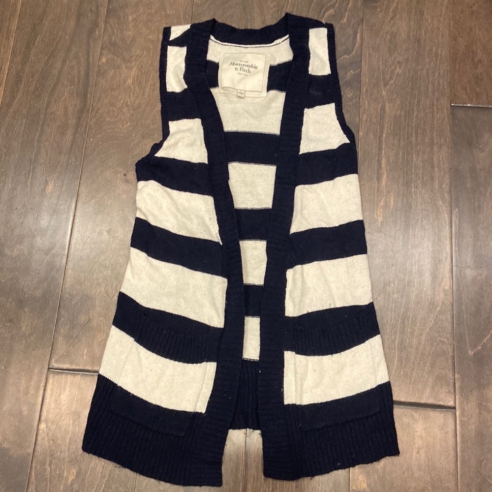 Abercrombie vest